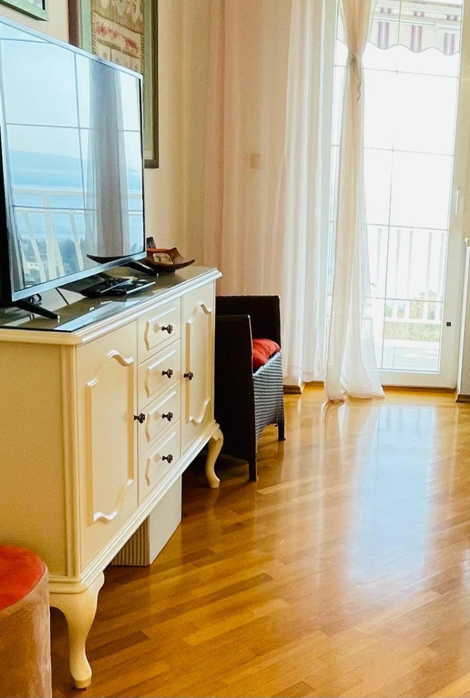 Cozy Bosnjak Near Opatija, With Sea View Terrace, Air Condition, Free Private Parking