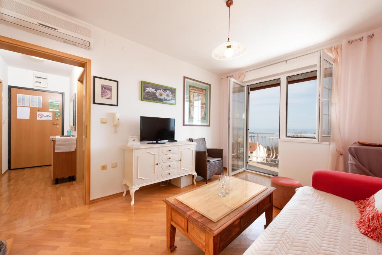 Cozy Bosnjak Near Opatija, With Sea View Terrace, Air Condition, Free Private Parking Apartment *
