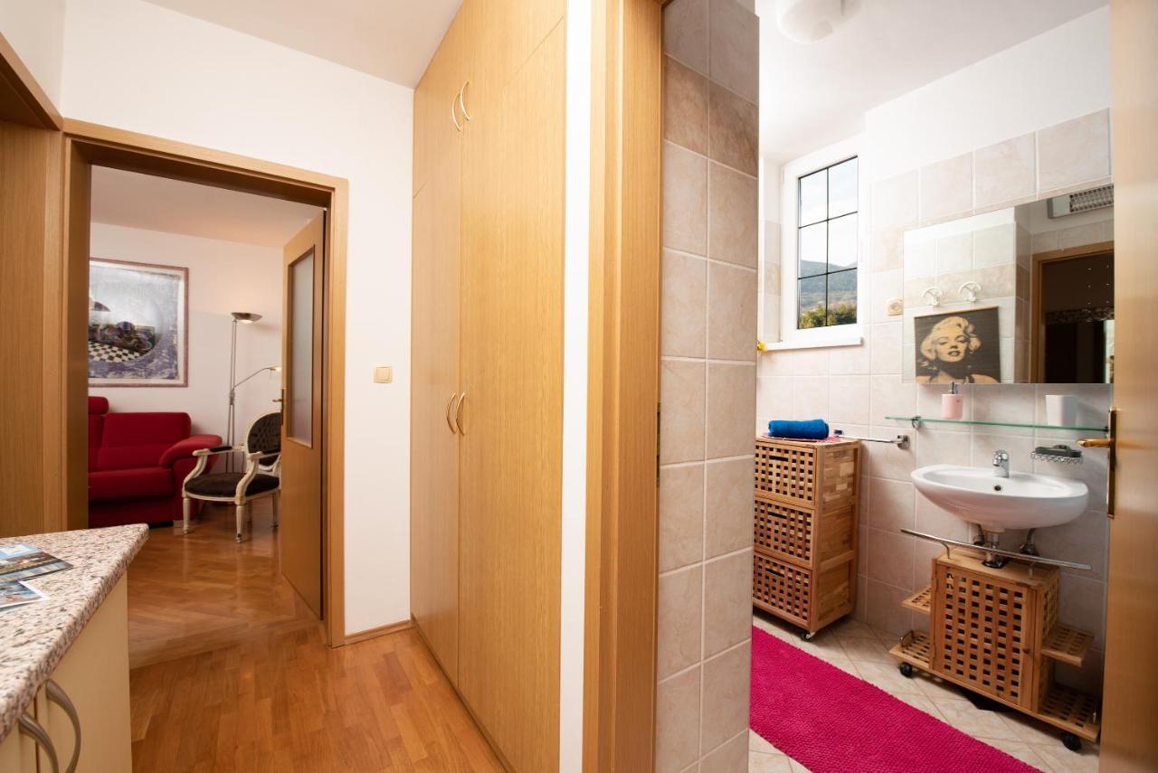 Cozy Bosnjak Near Opatija, With Sea View Terrace, Air Condition, Free Private Parking Apartment *